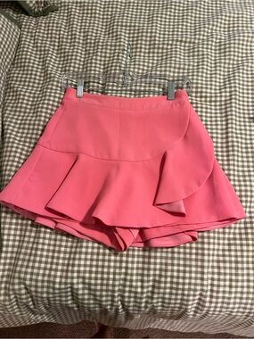 DO+BE Coral Pink Ruffle Skort